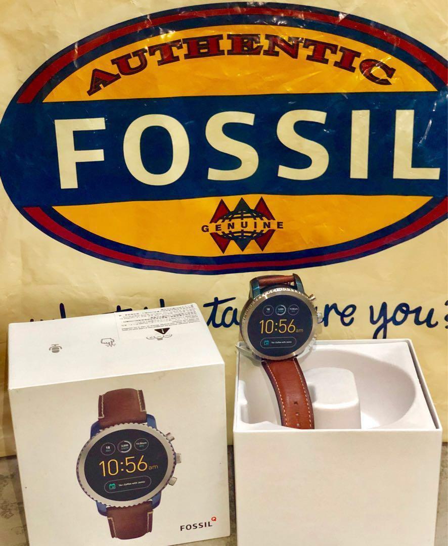 Fossil 4004 sales