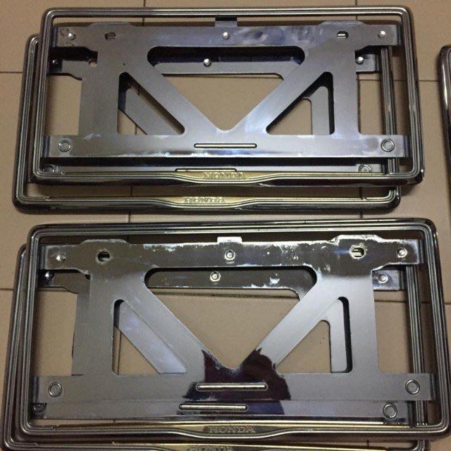 Frame plate number honda gold chrome, Auto Accessories on Carousell