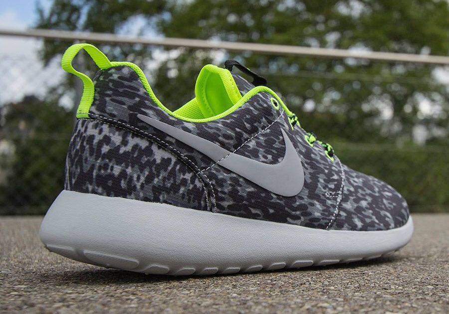 nike roshe run leopard