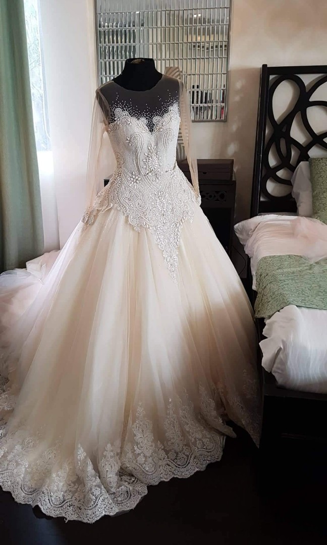 Fully beaded 2 way Wedding gown, Women