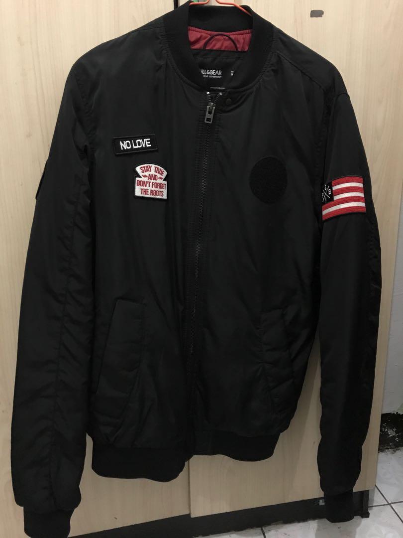 jaket bomber pull and bear