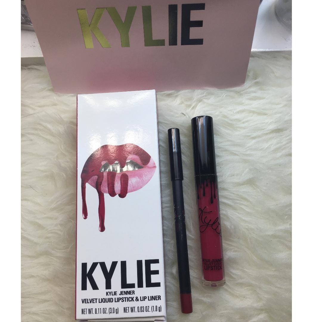 Kylie Celvet Liquid Lipstick & Lip Liner In Jordy, Beauty & Personal Care,  Face, Makeup On Carousell