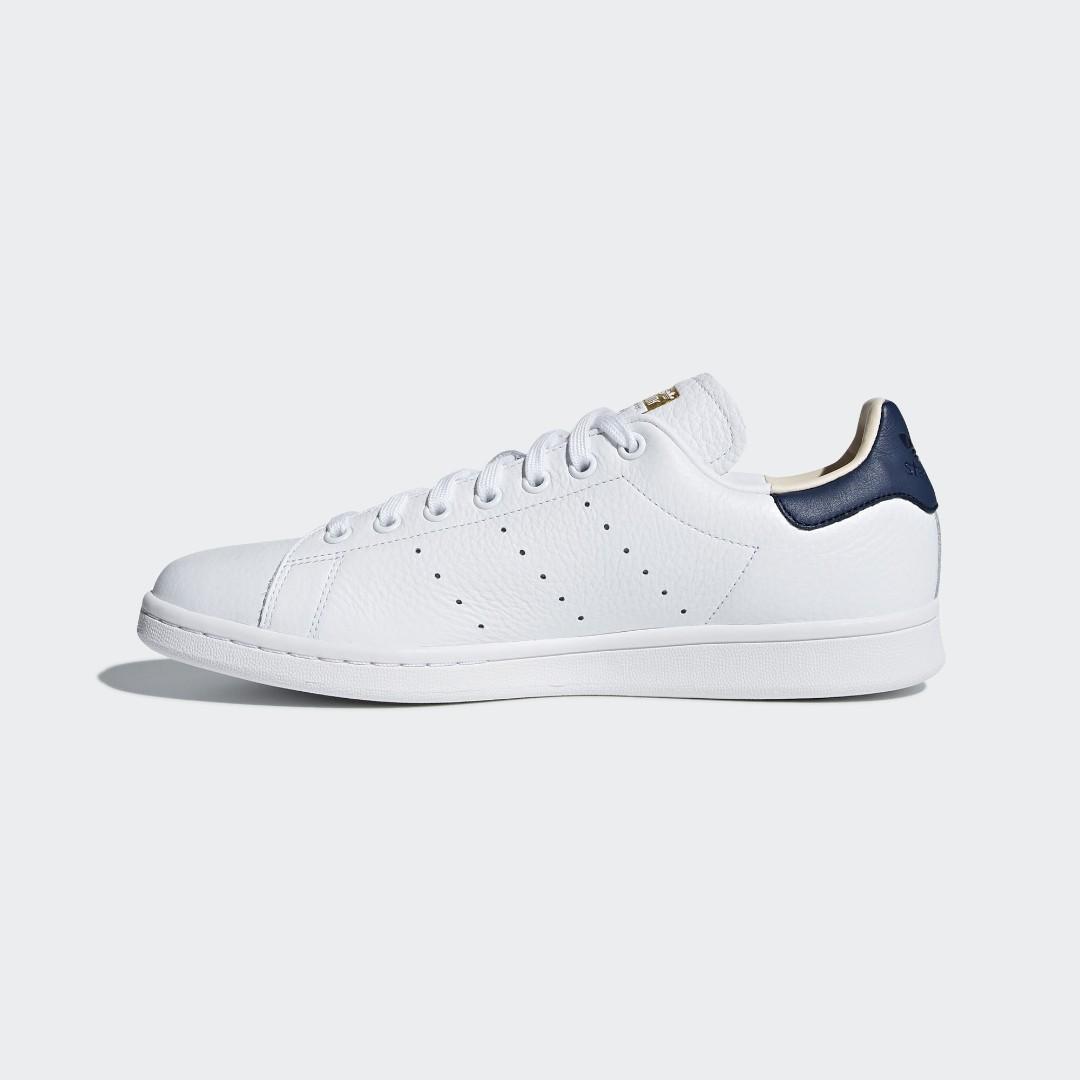 PROMO: Authentic Adidas Stan Smith Shoes CQ2201 (BNIB), Women's Fashion,  Footwear, Sneakers on Carousell