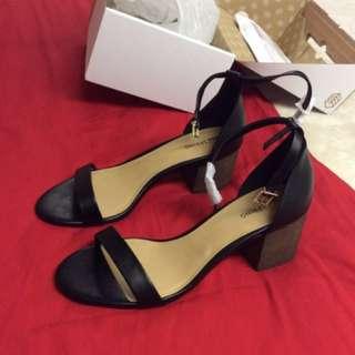 Black sandal
