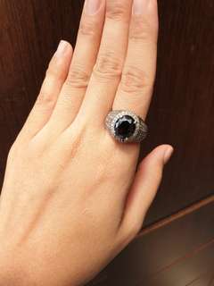(Kategori: ) berada di . Dikirim oleh luxurysecondbranded (ID iklan 208676121, Gambar 1). Deskripsi: .