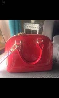 Used Louis Vuitton Alma shoulder bag