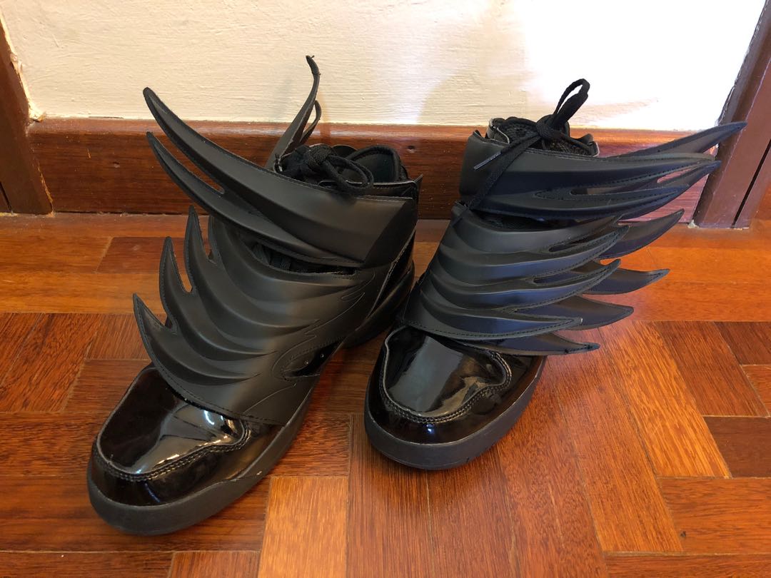 Adidas dark knight top