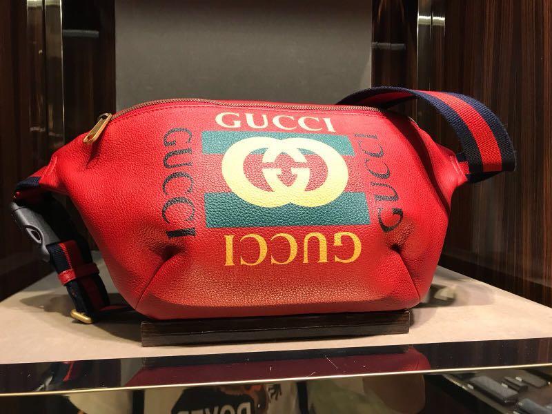 gucci logo red