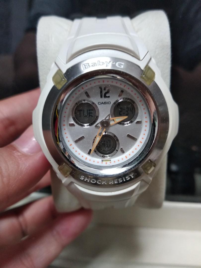新品本物 値下げ 新品未使用 CASIO Baby-G 電波時計 色あせ BG-1500J 時計