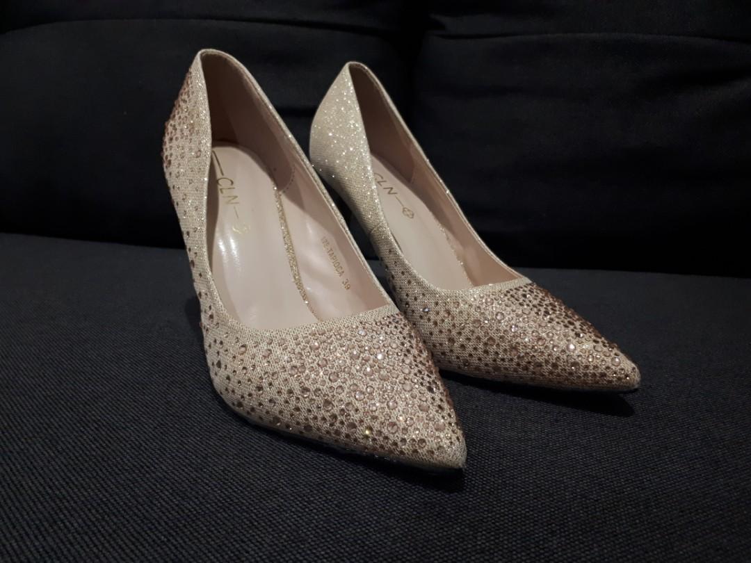 CLN SIZE 39 Swarovski Bridal Shoes Women s Fashion Footwear