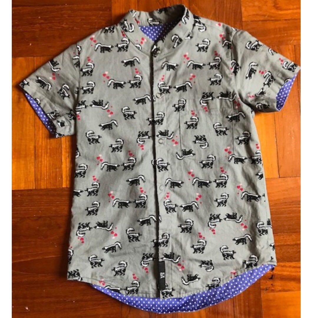 Double side outlet shirt