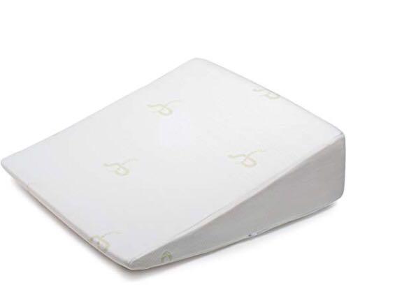 E986 Supportiback Comfort Therapy Bed Wedge Pillow Memory Foam