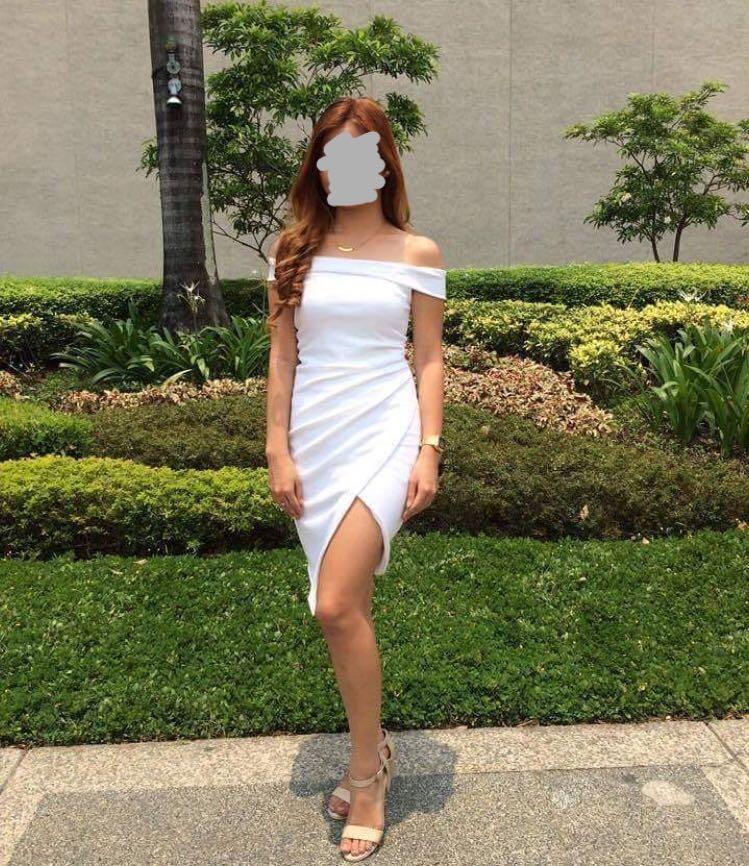 Formal Black Off Shoulder with slit Dress (Category: Dresses) located in Pasig City. Submitted by _missdee (Listing ID 208700772, Image 1). Description: Never worn cos the courier delivered it late 10/10 condition Classy and Sexy 💯.