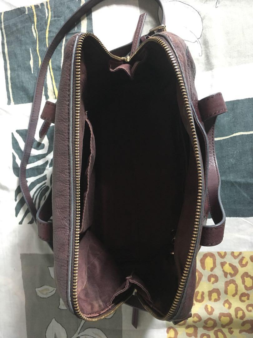 Fossil Sydney Satchel in raisin colour