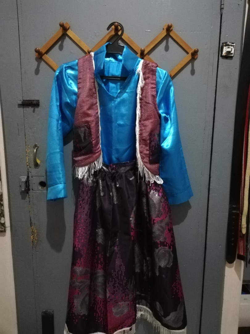 Girls Cowboy Costume (Category: Babies & Kids Fashion) located in Quezon City. Submitted by yen5779 (Listing ID 208582462, Image 3). Description: Worn by my daughter once. In good condition My daughter is chubby this can also be worn by teenagers. Top - Length 20", Shoulders 16", Width 17 Skirt - Waist 28", Length 26.5".
