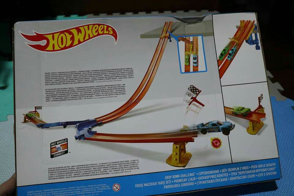 Hot wheels drop down challenge play set, Hobbies & Toys, Toys & Games