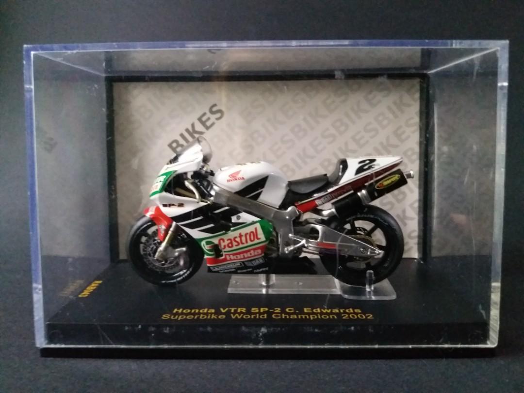 Ixo 1:24 Honda VTR SP-2 C.Edwards Superbike World Champion 2002 電單車模型