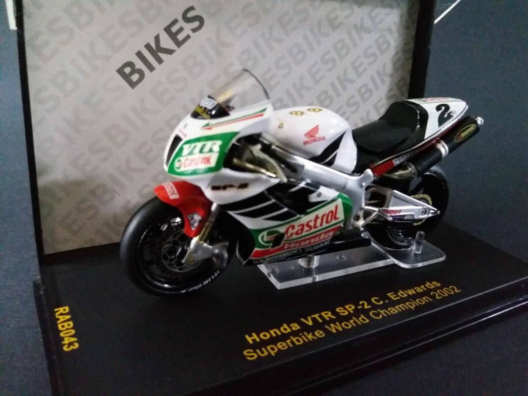 Ixo 1:24 Honda VTR SP-2 C.Edwards Superbike World Champion 2002 電單車模型
