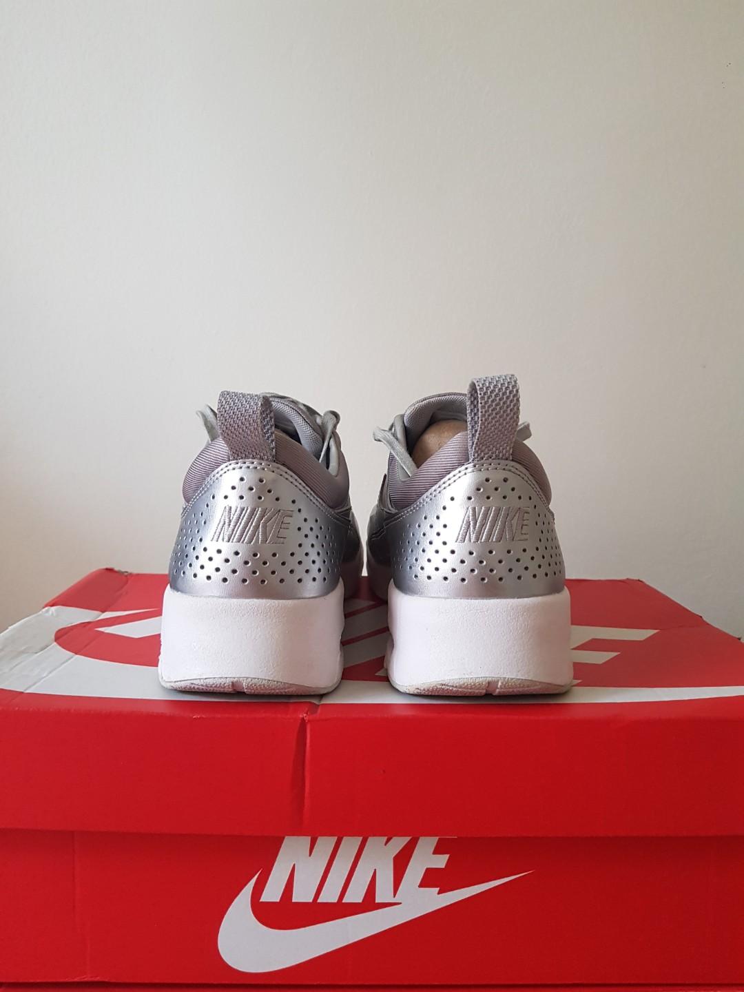 Nike thea metallic silver clearance