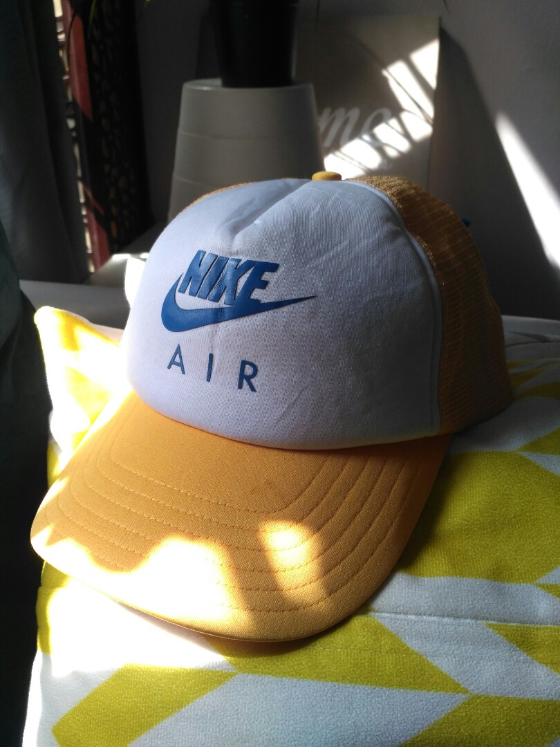 Nike air shop trucker cap