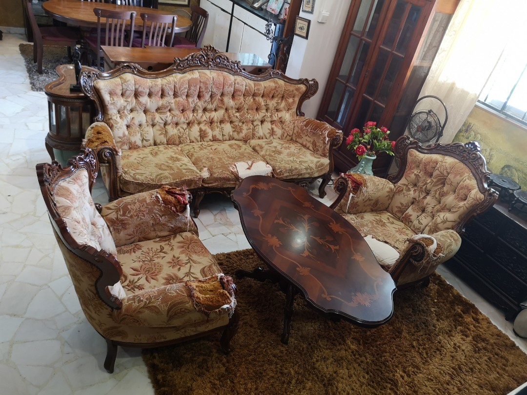 Handcrafted English Country Victorian Sofa Furniture Sofas On Handcrafted English Country Victorian
