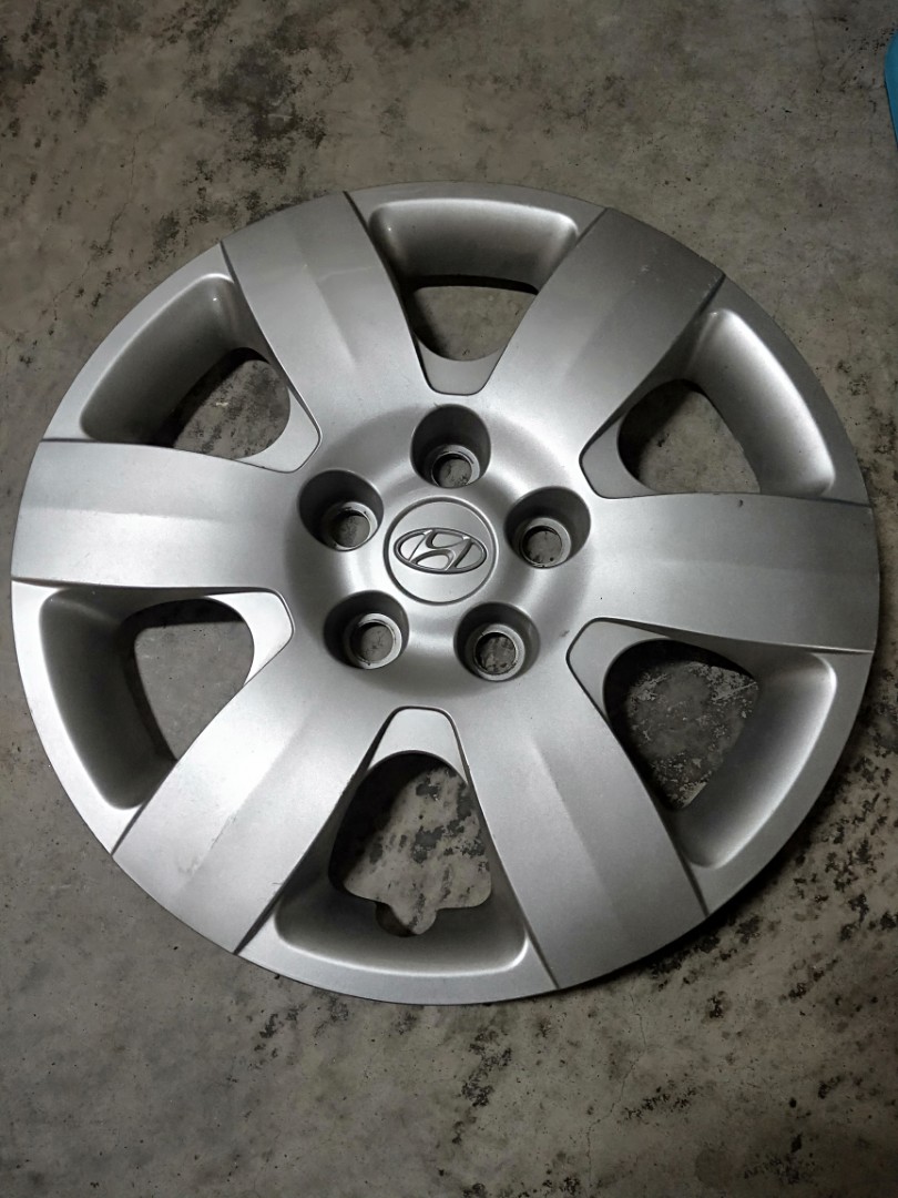 Original Hyundai Wheel Cover, Car Accessories, Accessories on Carousell