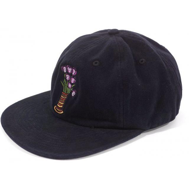 Supreme top flower cap