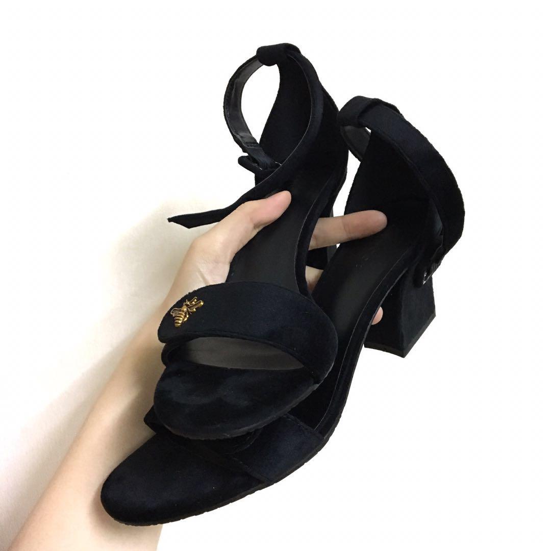 vincci strappy heels