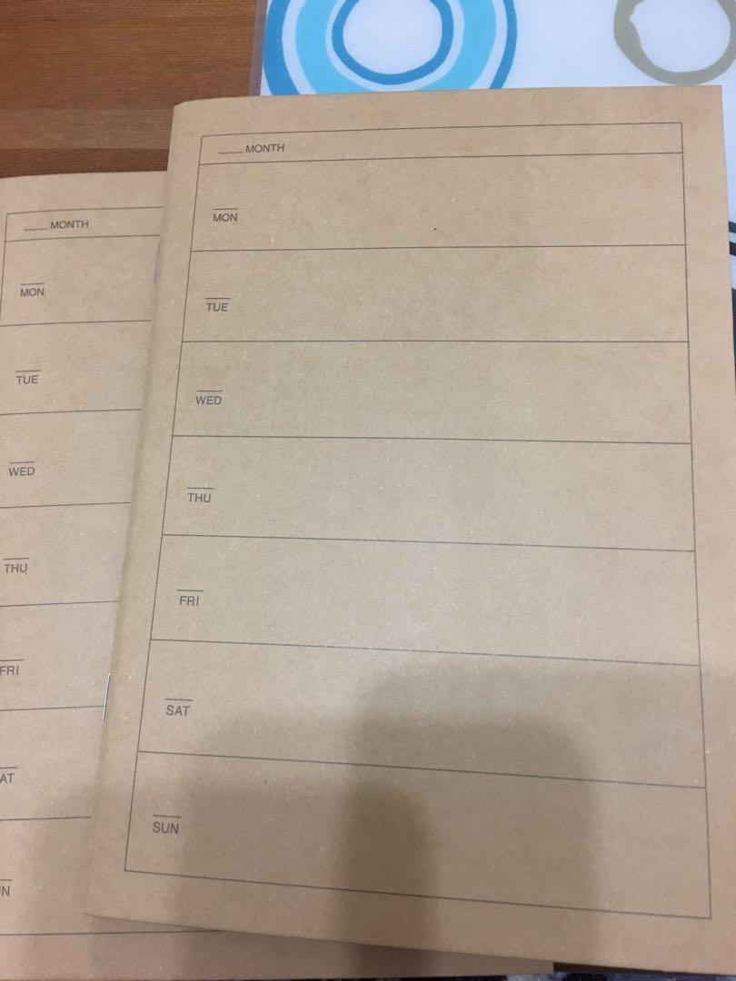 無印良品每週行事曆筆記簿 興趣及遊戲 手作 自家設計 文具 Carousell 無印良品每週行事曆筆記簿 興趣及遊戲 手作 自家設計 文具 Carousell