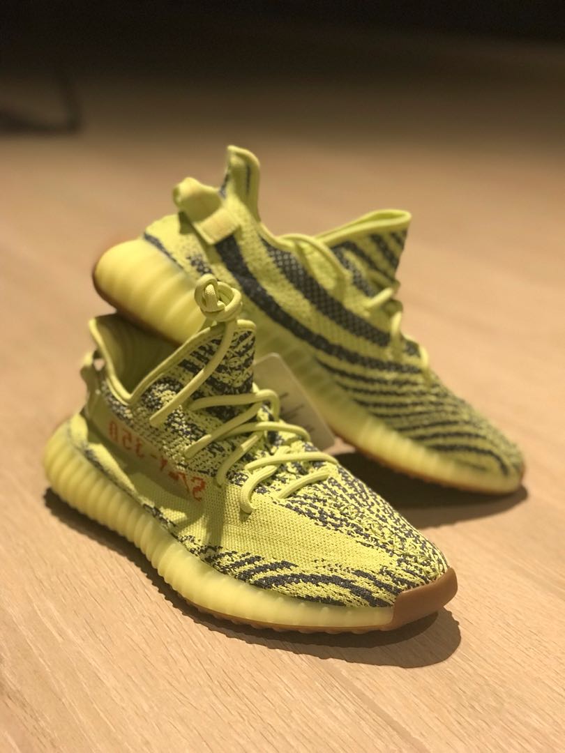 Frozen yellow store 35 v2