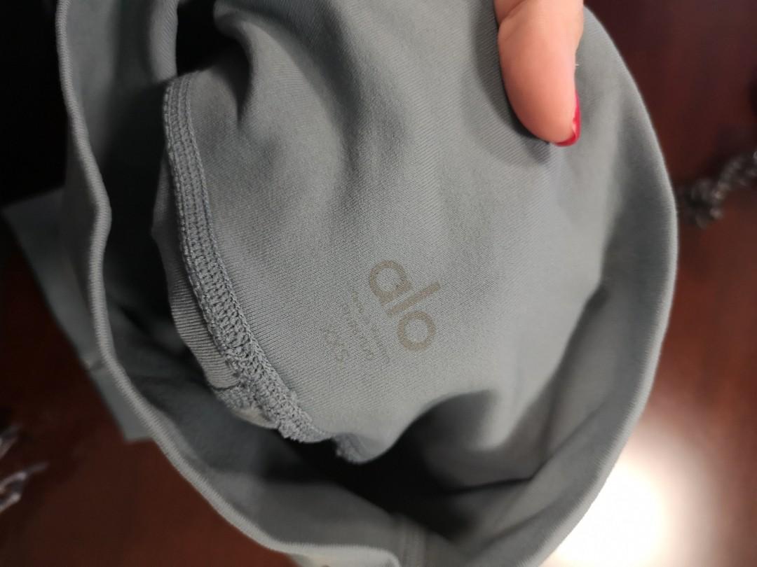Alo Yoga Dash Leggings in Concrete Women s Fashion Activewear on
