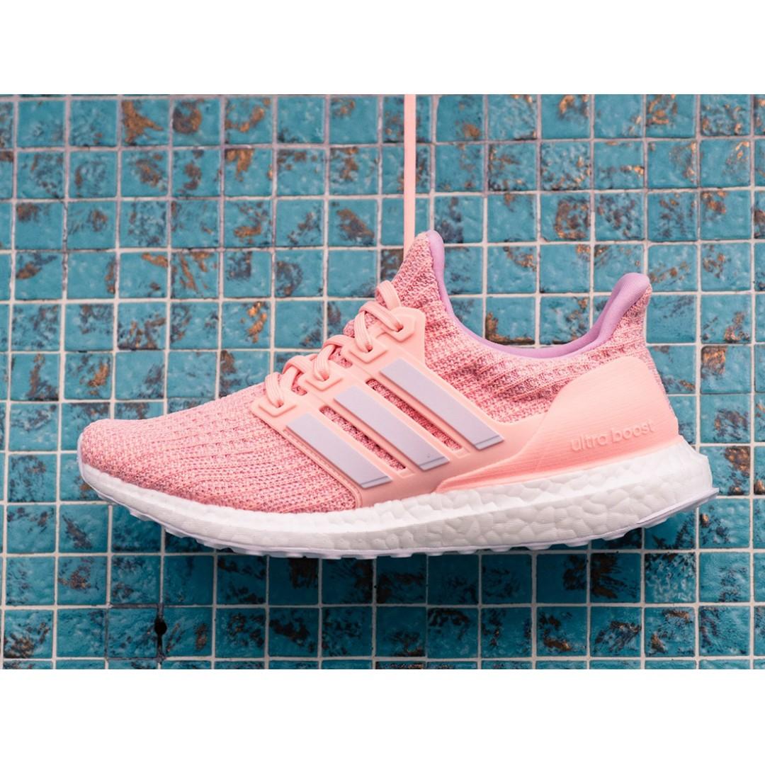 Adidas Ultra Boost 44 al miglior prezzo Trovaprezzi.it