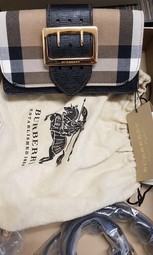 burberry small sling bag