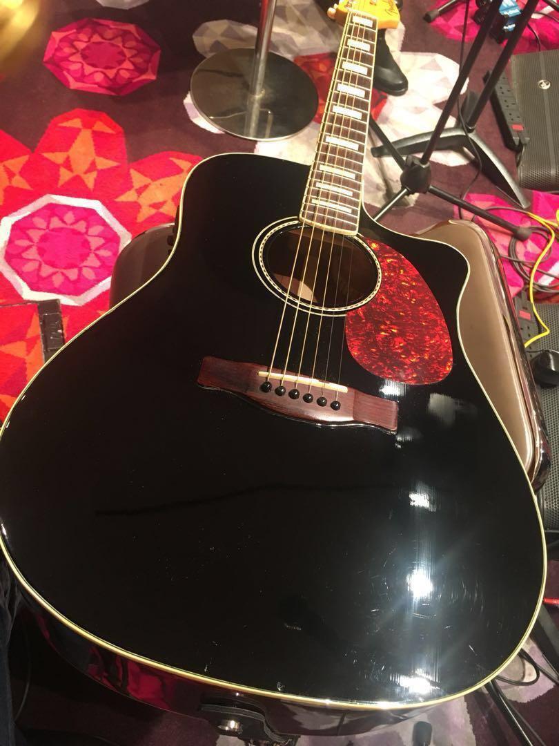 Fender Kingman SCE 3TS electric acoustic, Hobbies & Toys, Music & Media