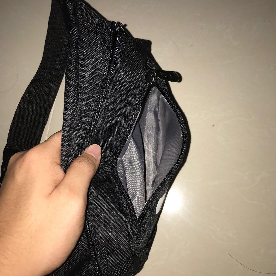 Fila younes waist bag black top