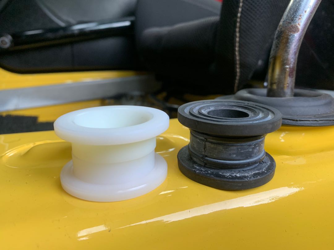 Honda B series shifter linkage bushing, Car Accessories, Accessories on