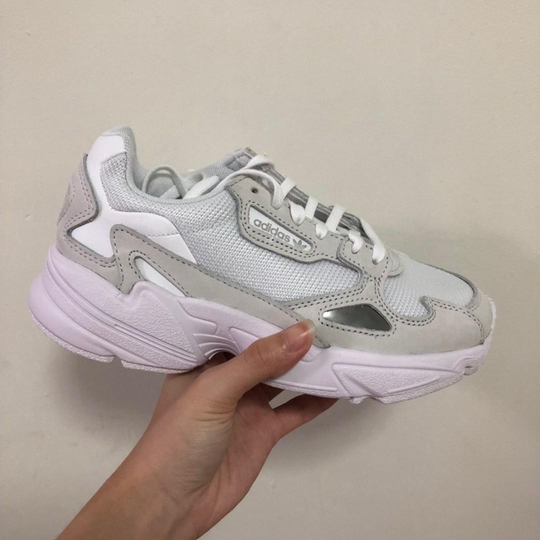 Adidas falcon kr 2025