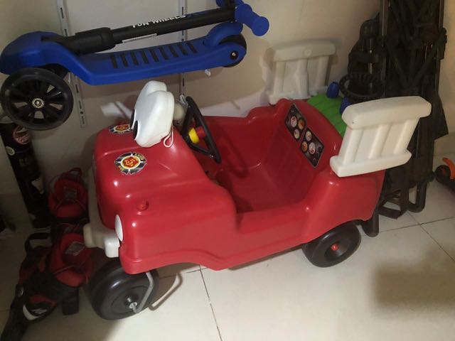little tikes spray and rescue fire truck assembly