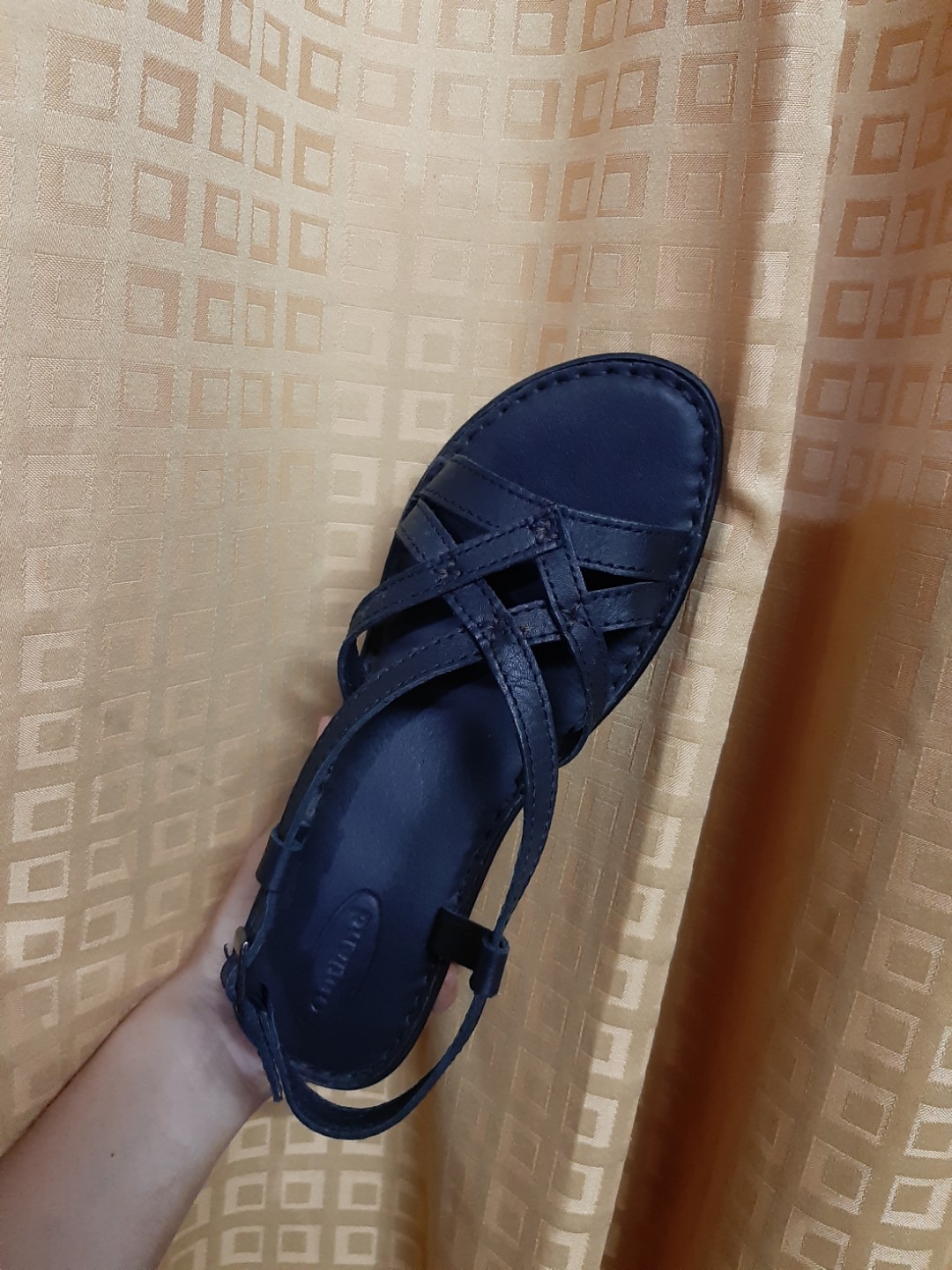 outland sandals womens