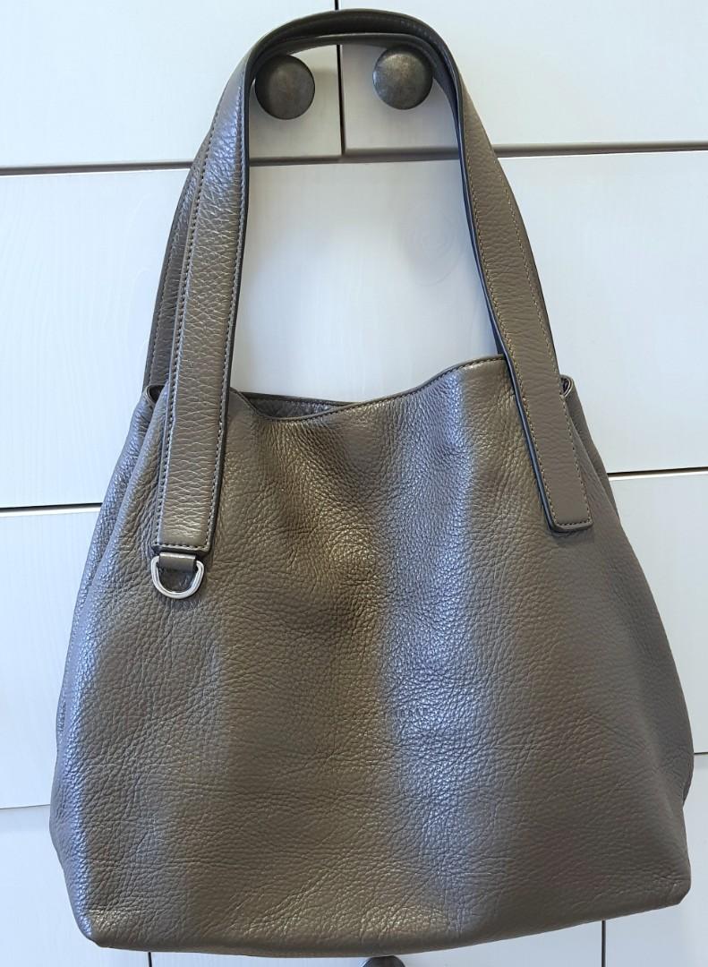 Coccinelle mila hobo best sale bag