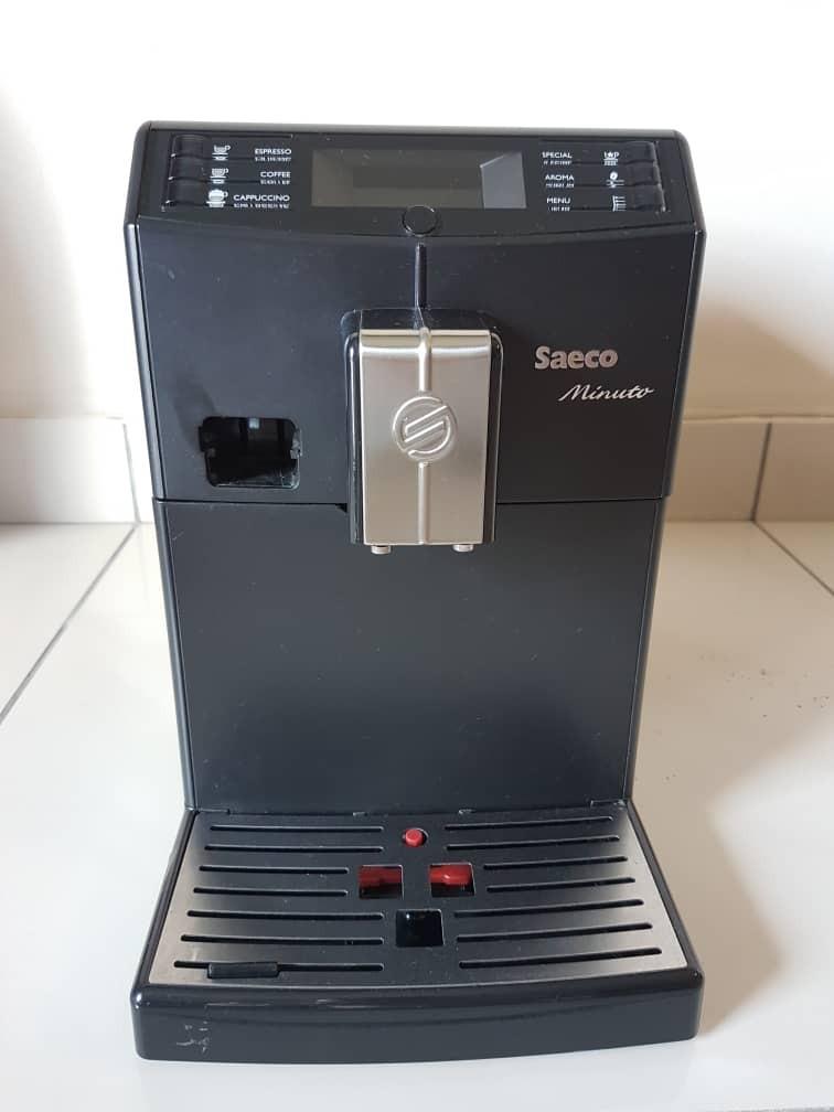 Saeco super automatic espresso machine, TV & Home Appliances, Kitchen