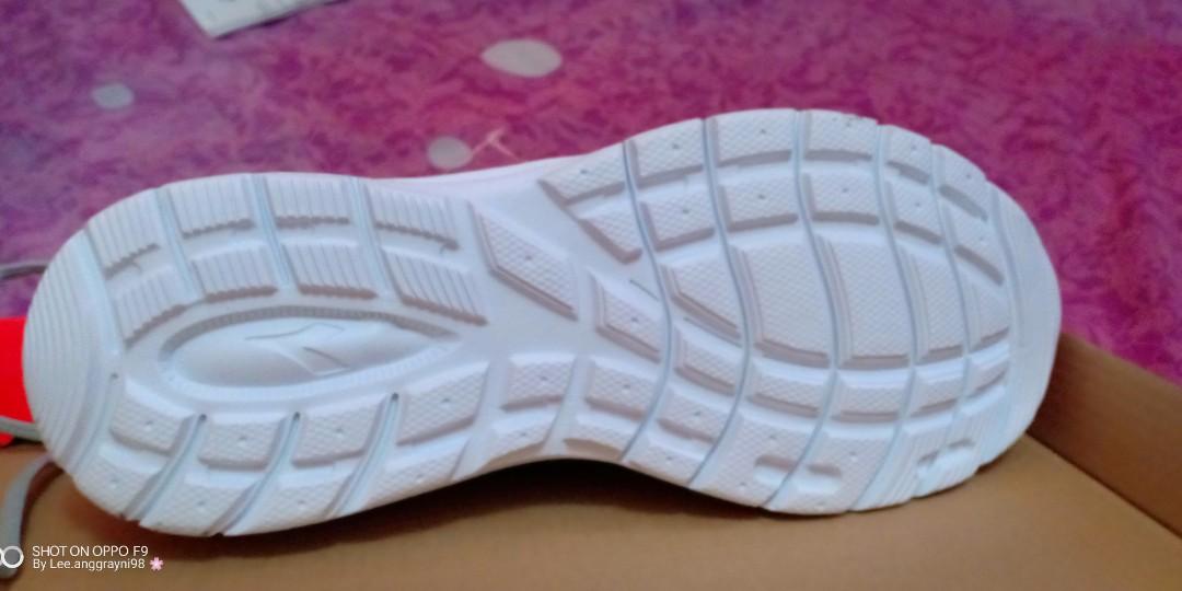 Sepatu Diadora Gluca W Pink Abu Abu Fesyen Wanita Sepatu Di Carousell