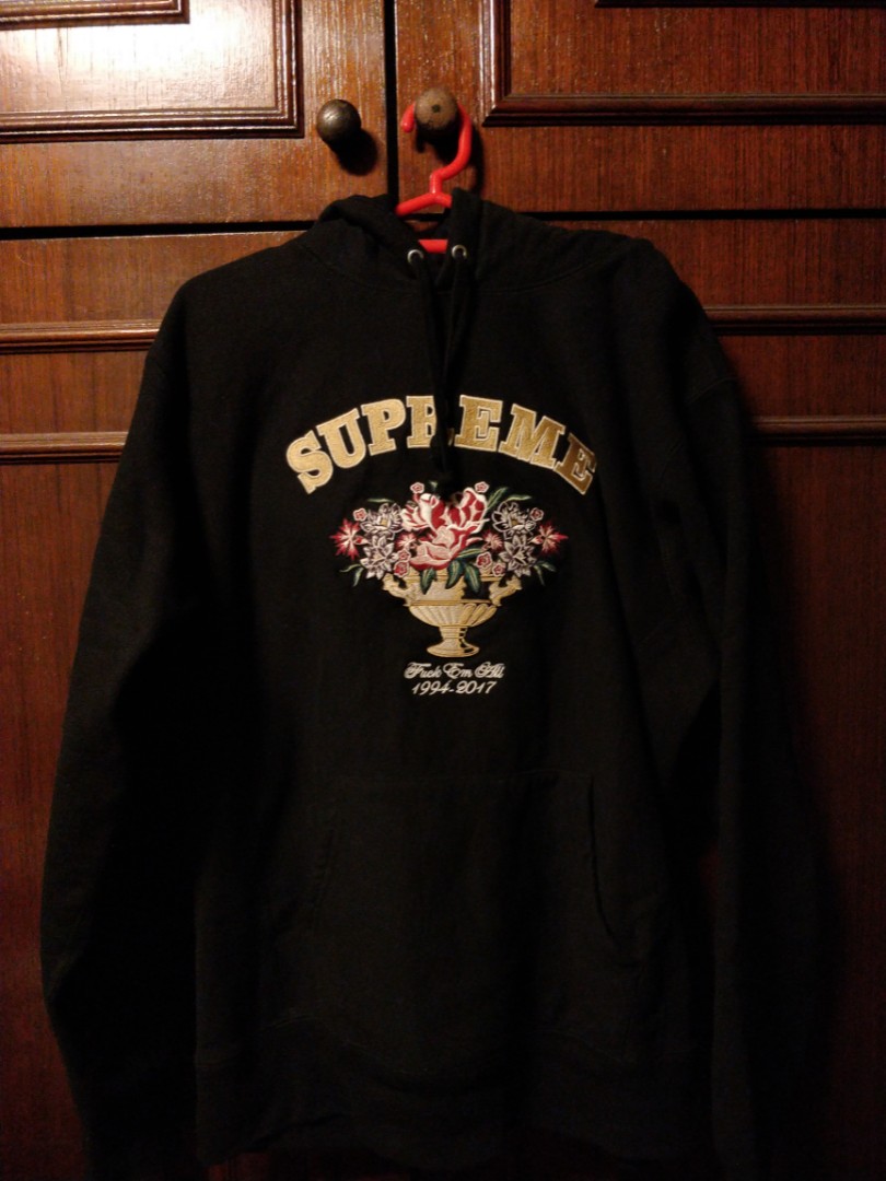 Supreme centerpiece hoodie online