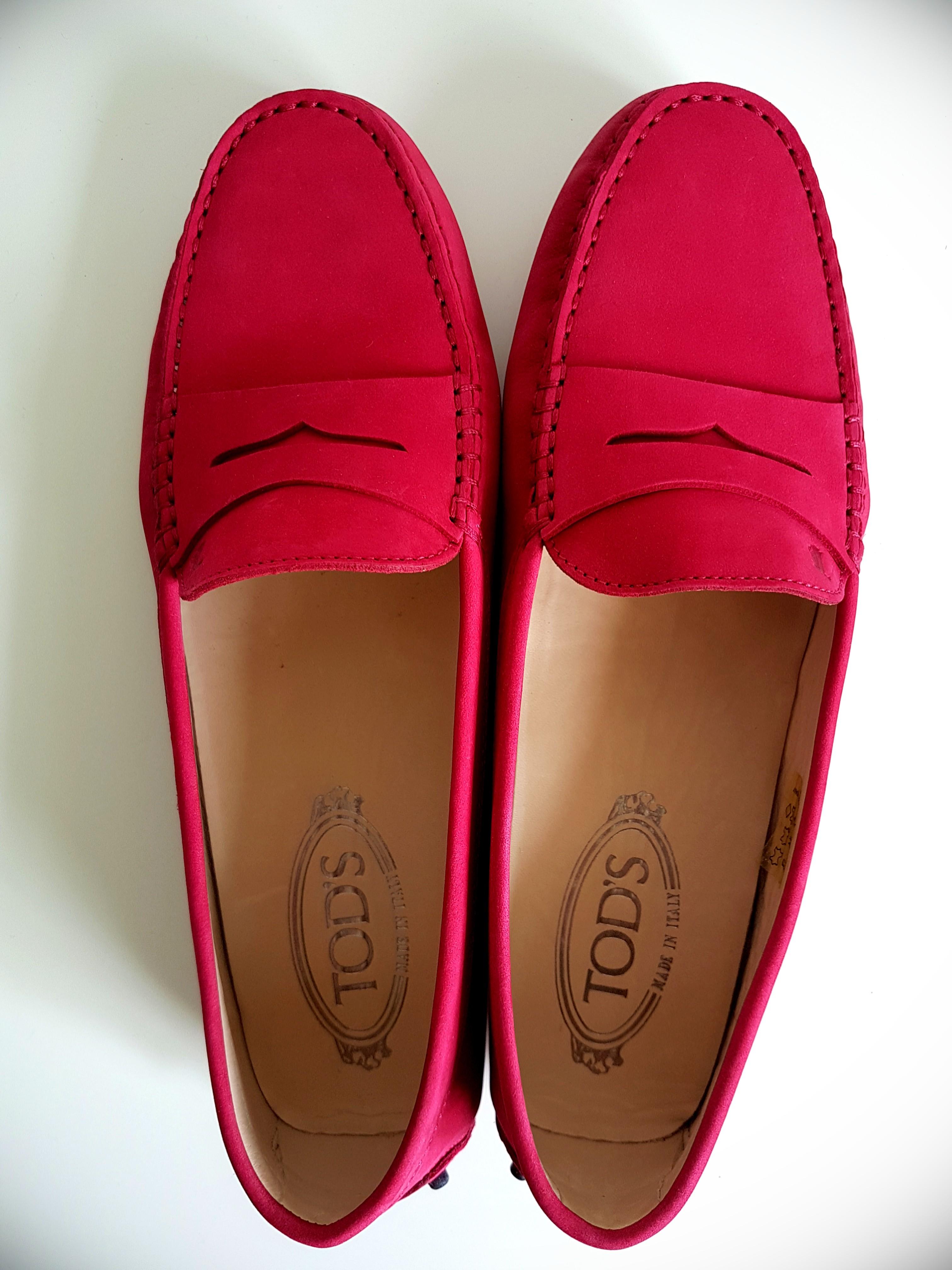 TODS DRIVING SHOES RED Women s Fashion Footwear Loafers on