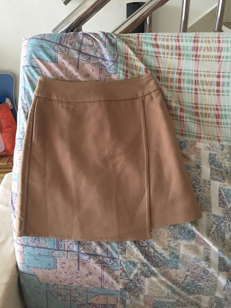 Uniqlo wrap mini on sale skirt