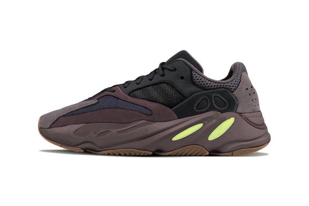 Yeezy boost 700 mauve uk clearance