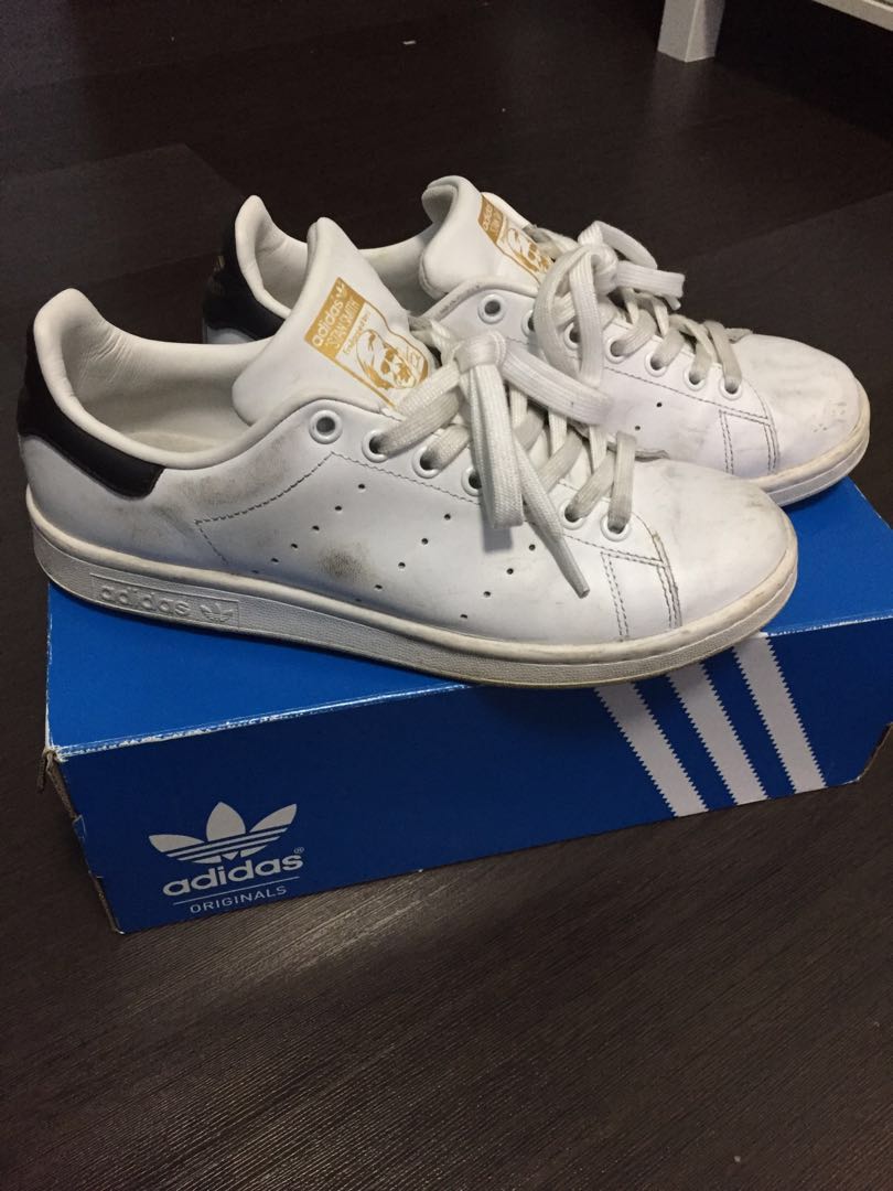 tæmme Pub lokalisere ADIDAS STAN SMITH WHITE/BLACK/GOLD, Men's Fashion, Footwear, Sneakers on  Carousell