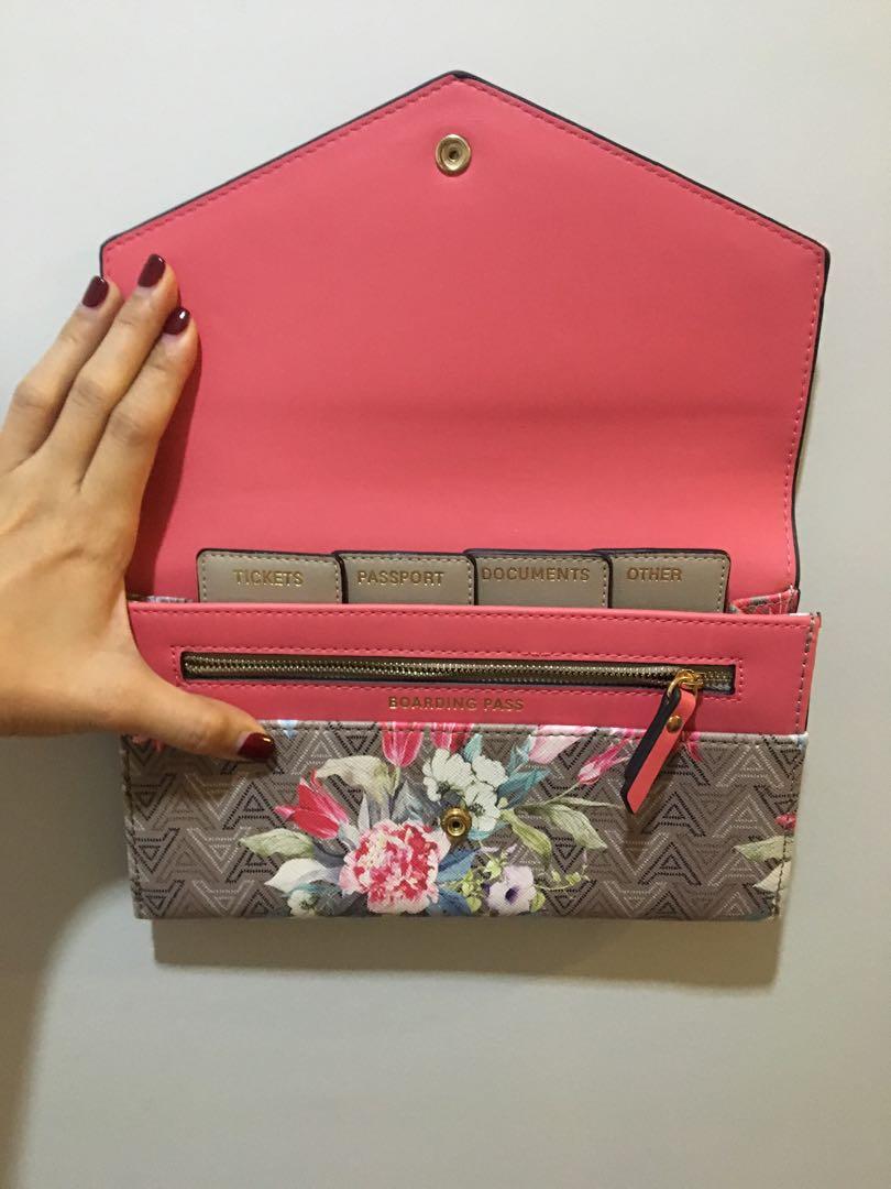 Aldo travel wallet sales
