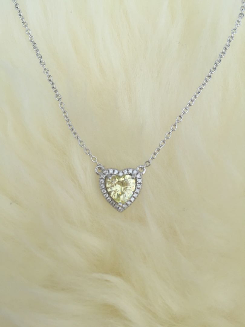 Buttermilk, Women's Fashion, Jewelry & Organisers, Necklaces on Carousell