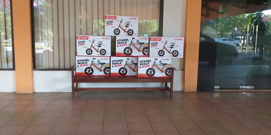 hotaru balance bike